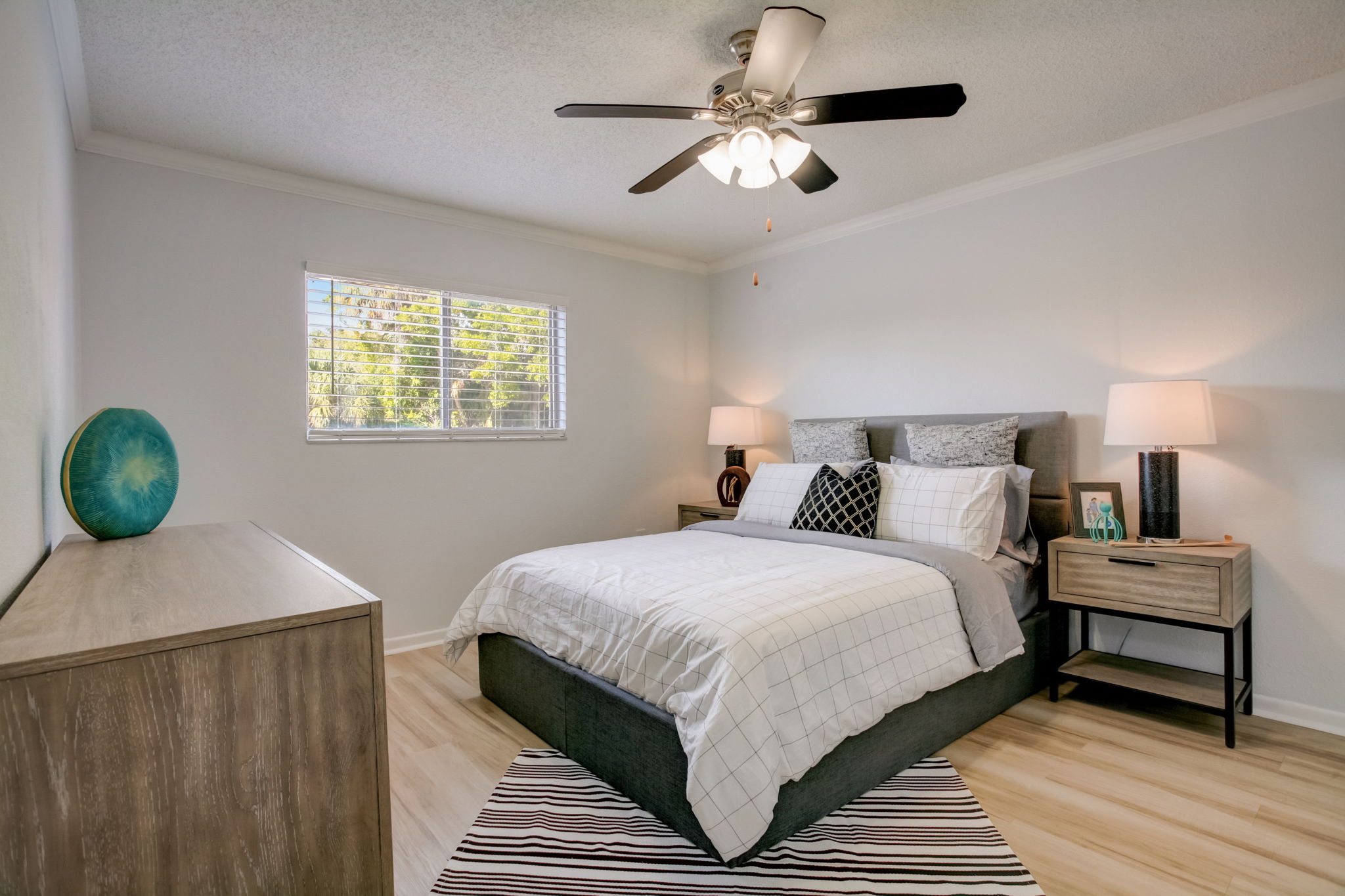 13 web or mls Club Captiva Dr 013